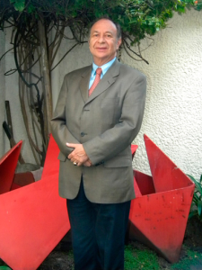 Dr. Carlos Alberto Garay